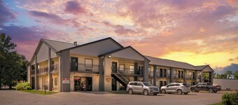 Cypress Inn