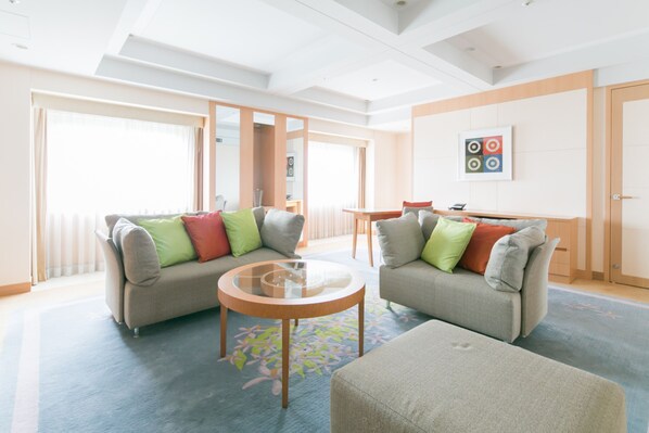 テレビ、有料ムービー