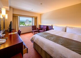 Standard King Room, Non-smoking (10F-12F) | Desk, blackout drapes, iron/ironing board, free WiFi