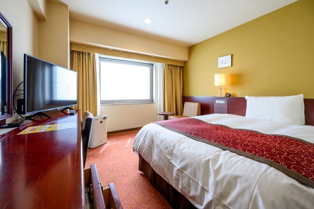 Desk, blackout curtains, iron/ironing board, free WiFi