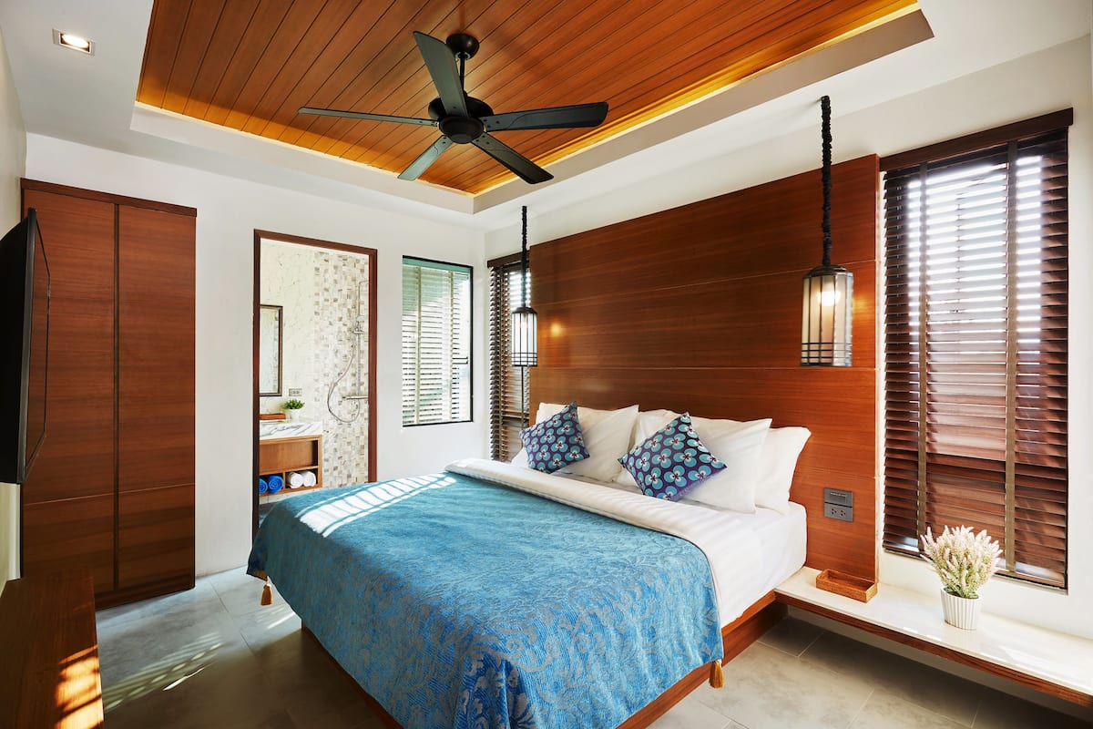 Vann Villa Pool Access
