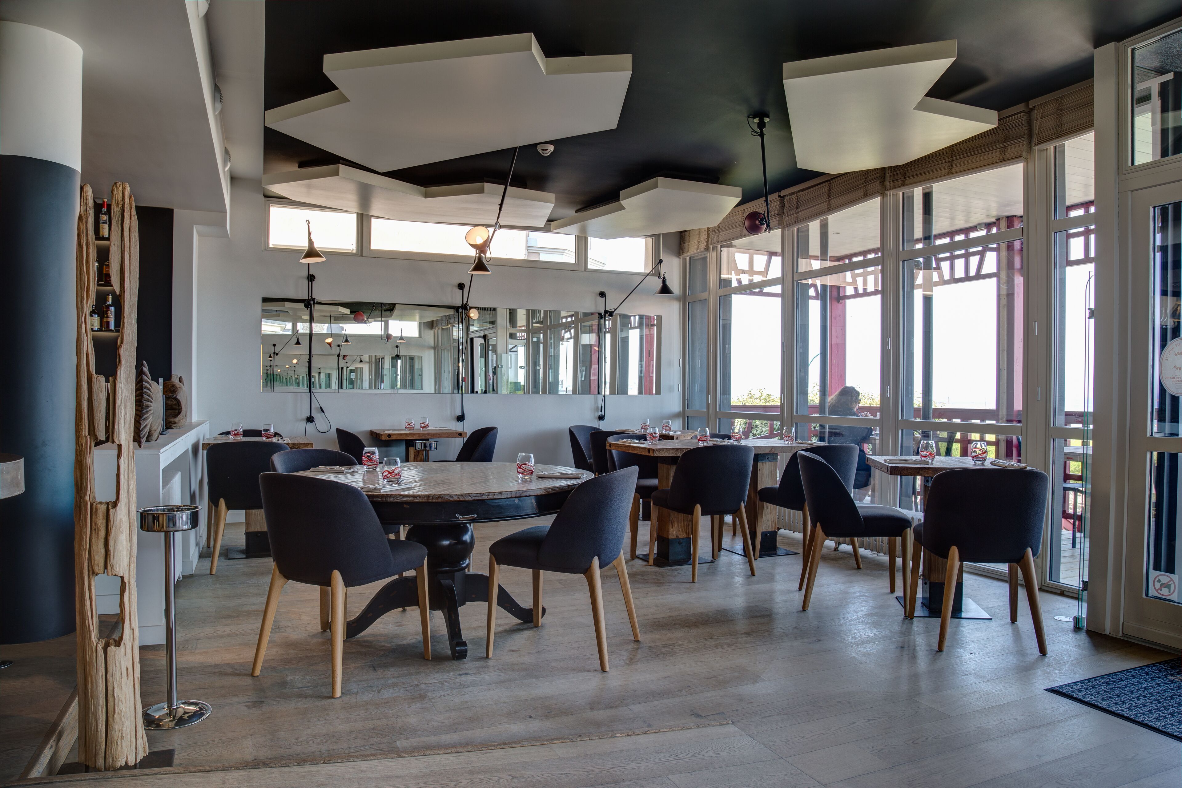 breakfast, lunch, dinner served; local cuisine