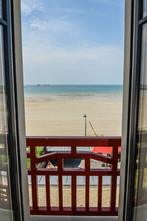 Superior Double Room, Sea View | View from room - Ar Iniz (Saint-Malo)