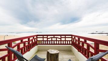 Standaard tweepersoonskamer, terras, uitzicht op zee | Terras