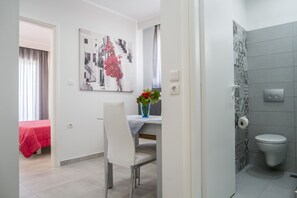 Appartement Supérieur, balcon, vue mer | Salle de bain