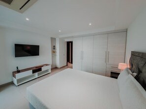 Classic Apartment, Sea View | Premium bedding, down comforters, in-room safe, individually furnished - ZAMFAR Vacaciones (Manta)