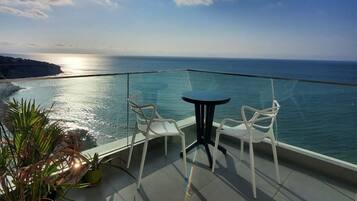 Classic Apartment, Sea View | Terrace/patio