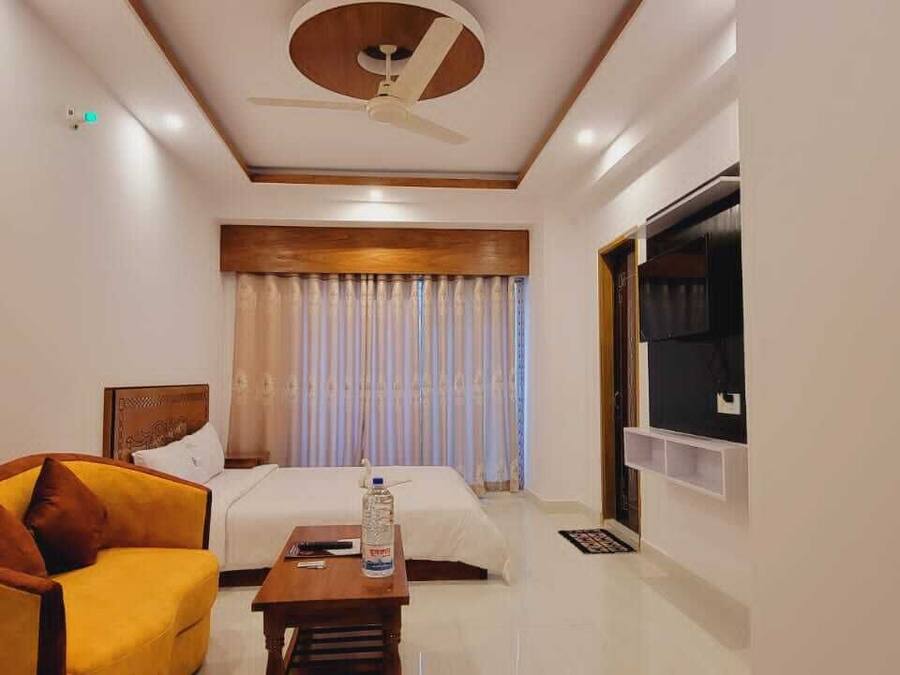 Svit Deluxe - utsikt mot staden | Vardagsrum