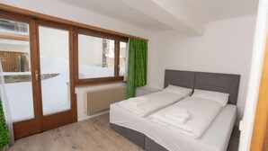 3 bedrooms - Vacation apartment with a fantastic view Haus Slalom (saas fee)