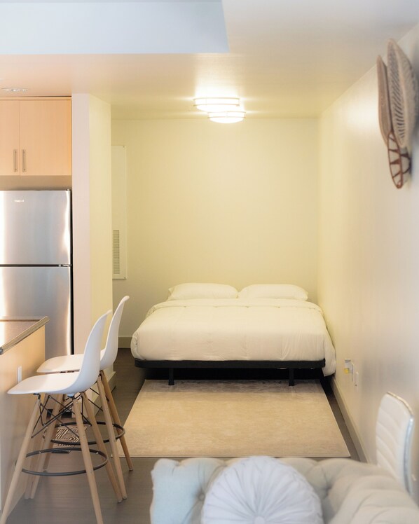 1 bedroom, WiFi, bed sheets