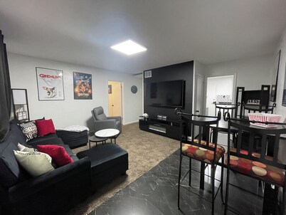 Reel Cozy Nights
No Cleaning Fee!