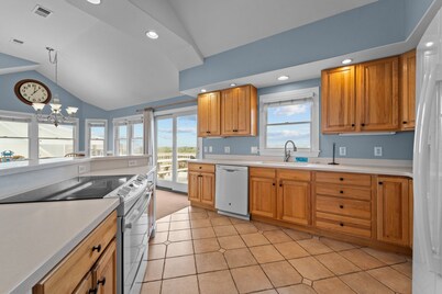 Blue Crab Cove, Nags Head, NC