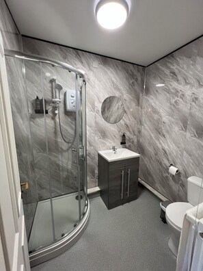 Double Room | Bathroom