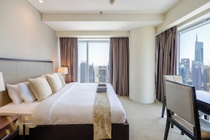 Appartement Confort, balcon, vue sur la ville | 1 chambre, bureau, fer et planche à repasser, accès au Wi-Fi (inclus)