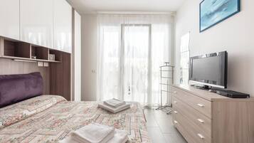 1 chambre, fer et planche Ă repasser, lit parapluie, Wi-Fi