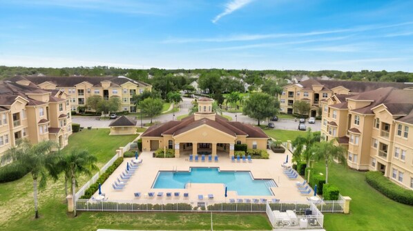 Exterior - 4Bed 2Bath with Pool near Disney, Universal Epic Universe and Universal Parks (Davenport)