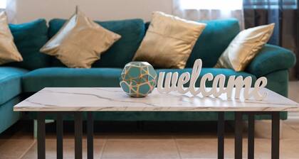 Spacious 4-bedroom townhome with Cable and WiFi in charming Sanford