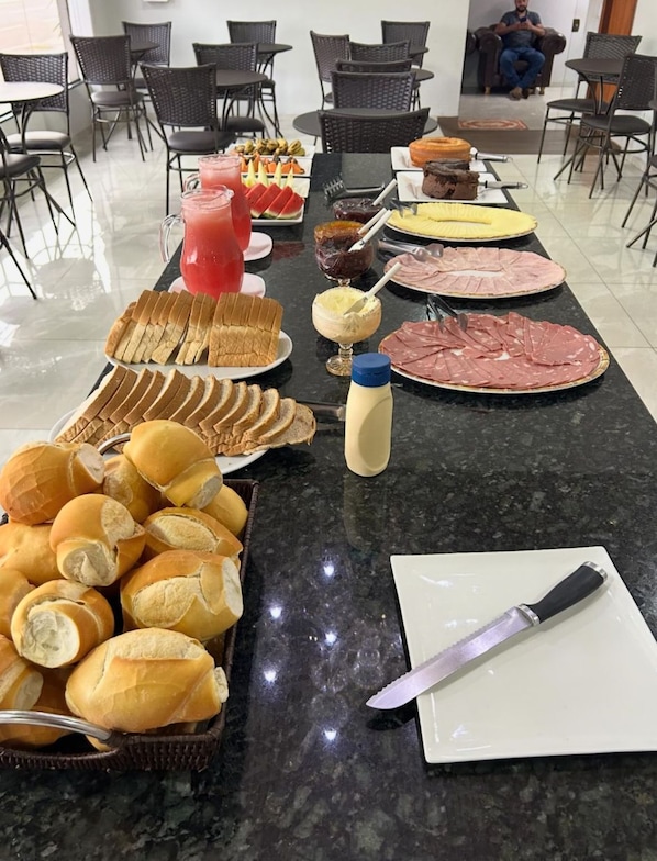 Free daily full breakfast