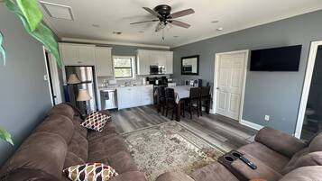 Smart TV, DVD player, stereo