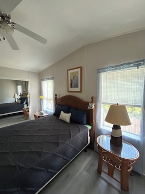 2 soverom, strykejern/-brett, wi-fi og sengetøy