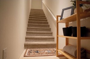 Interior - Quiet Pet-Friendly Home Near Autzen (Eugene)