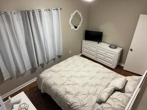 2 dormitorios, tabla de planchar con plancha, wifi y ropa de cama