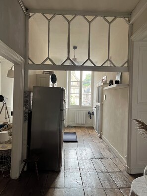 Interior - LA VILLA LOUANA 2, apartment 100 m 2, old-fashioned charm, high standing (Aubusson)