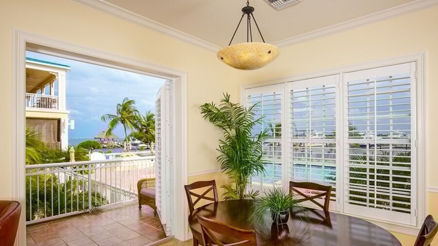 Grand Marina Suite by Brightwild Waterfront