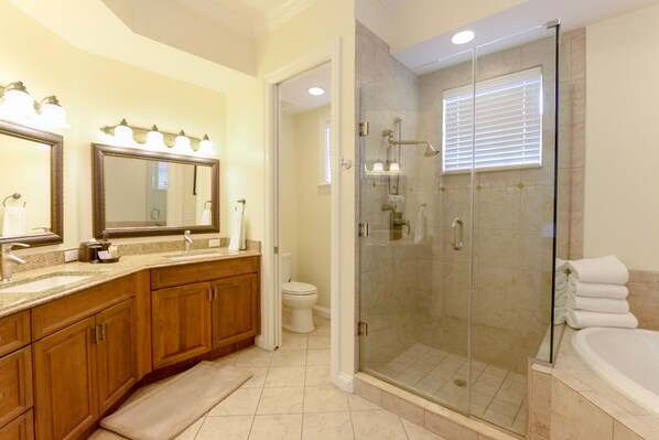 House | Bathroom - Grand Marina Suite by Brightwild Waterfront (Key West)