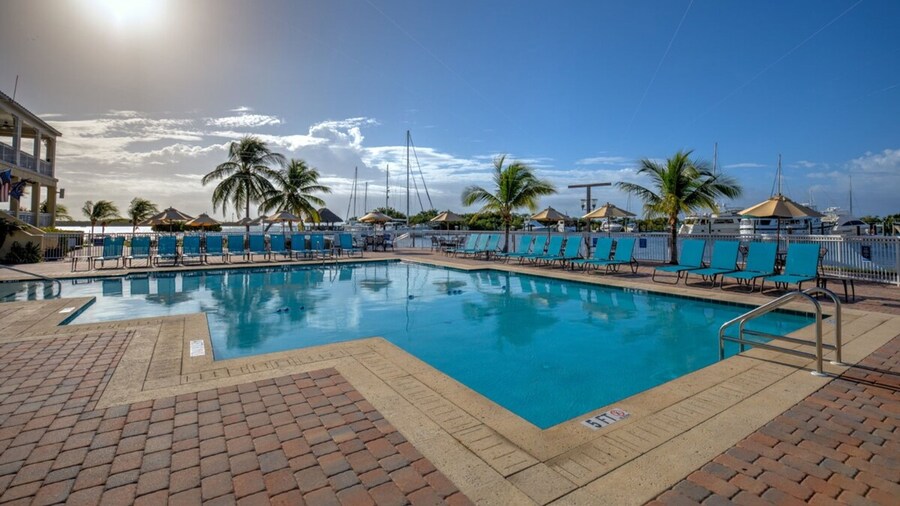 Grand Marina Suite by Brightwild Waterfront