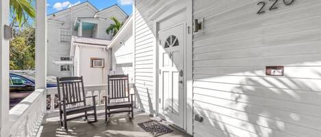 Apartment | Terrace/patio