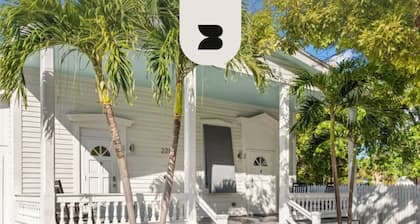 Mesa House Uno by Brightwild Perfect Location