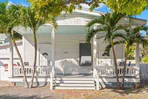 Apartment | 2 bedrooms, Internet - Mesa House Dos by Brightwild Unreal Location (Key West)