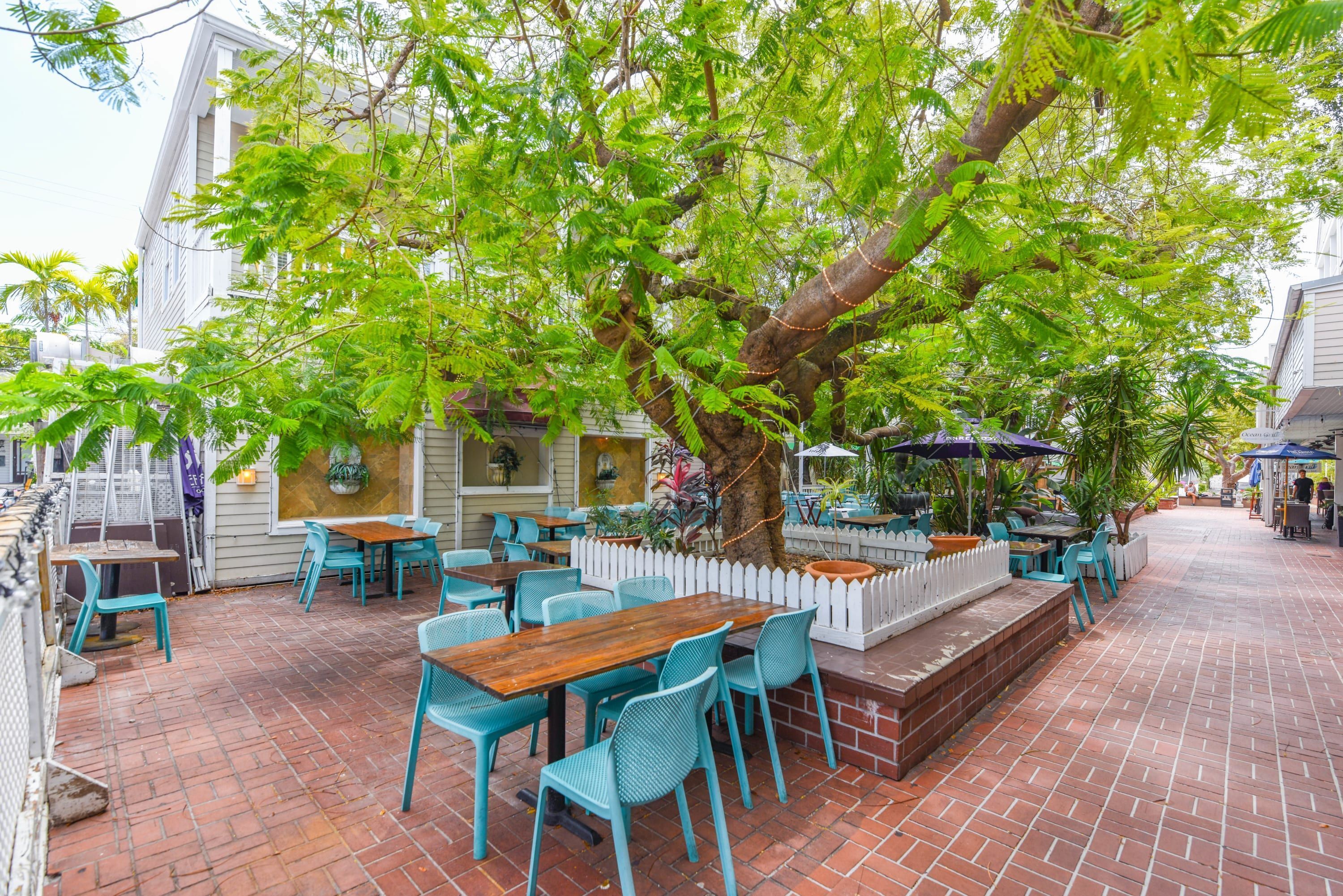 3 bedrooms, Internet