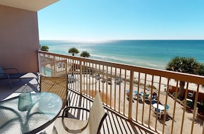 Terrace/patio - Coastal Condo 707 by Brightwild Beachfront (Panama City Beach)