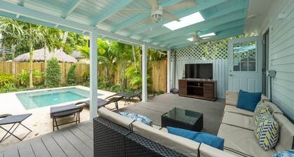 Southern Palms by Brightwild Pool Parking