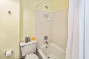 House | Bathroom - Gulf Getaway by Brightwild Condo w Pool (Key West)