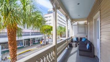 Apartment | 4 bedrooms, Internet