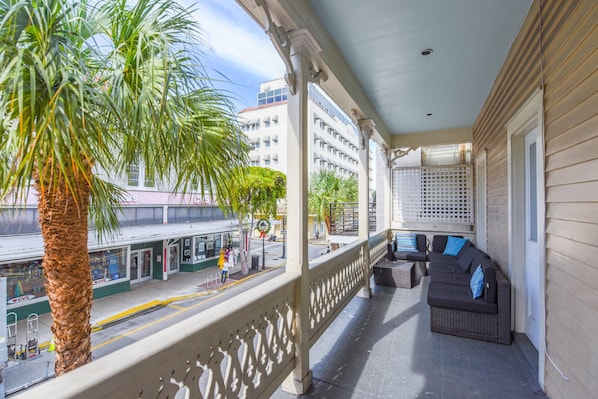 Apartment | 4 bedrooms, Internet - Duval s Duet on Duval by Brightwild (Key West)