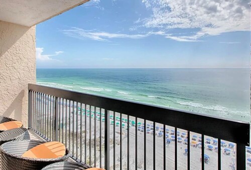 The Oyster by Brightwild Beachfront Condo