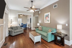 Hus | 7 soverom og internett