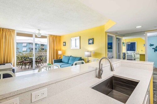 Tortuga Suite Sparkling Pool Hot Tub