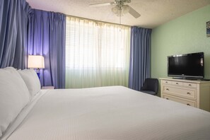 Room - Tortuga Suite Sparkling Pool Hot Tub (Key West)