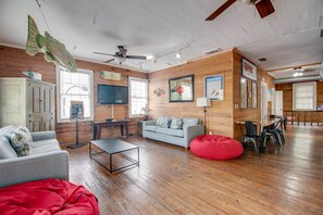 Huoneisto | 8 makuuhuonetta, internet