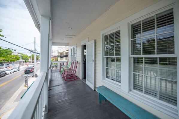House | Terrace/patio