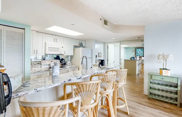 Apartment | 2 bedrooms, Internet