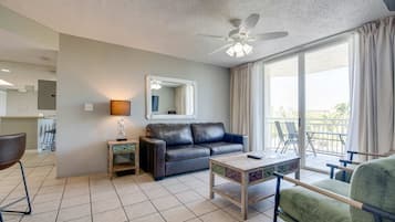 Apartment | 2 bedrooms, Internet