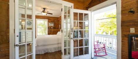 Apartment | 4 bedrooms, Internet