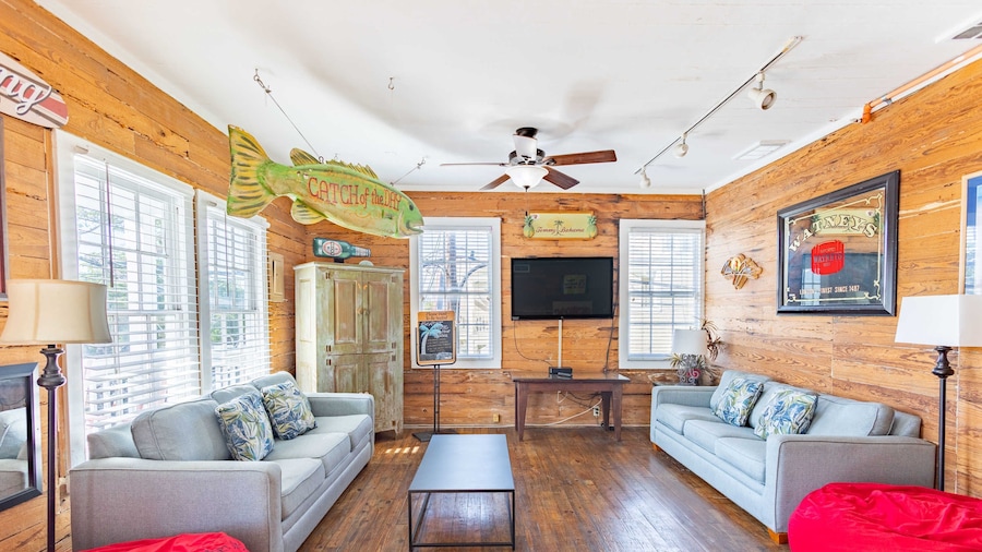 Seaport Suite by Brightwild 2nd Story Hideaway