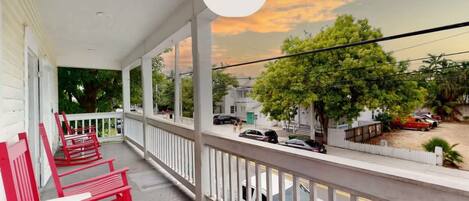 Apartment | 4 bedrooms, Internet